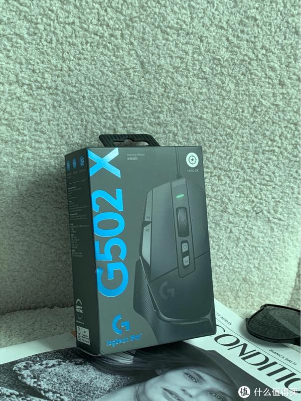 罗技G502 X开箱测评|2022年有哪些值得推荐的有线游戏鼠标！